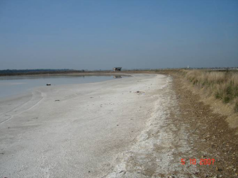 Batalul de decantare al fostului Combinat Chimic Arad